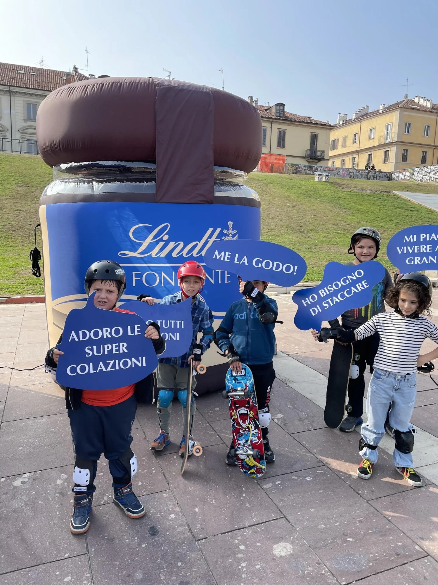 bambini evento lindt crema al cioccolato fondente
